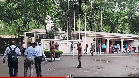 যমুনায় অনানুষ্ঠানিক বৈঠকে উপদেষ্টা পরিষদ