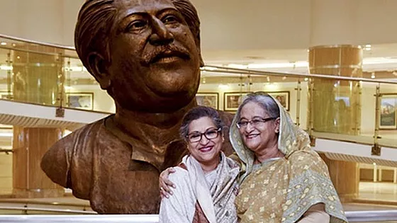 শেখ মুজিবের ভাস্কর্য নির্মাণে ৪ হাজার কোটি টাকা অপচয়: দুদক