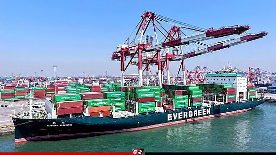 এবার চীনের ওপর শুল্ক বাড়িয়ে ২৪৫ শতাংশ করলো যুক্তরাষ্ট্র