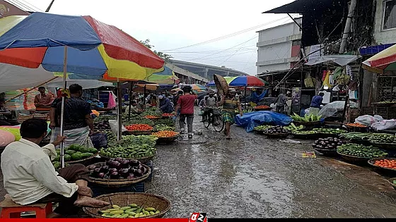 পেঁয়াজ-সবজির বাজার ঊর্ধ্বমুখী, মুরগি বাজারে স্বস্তি