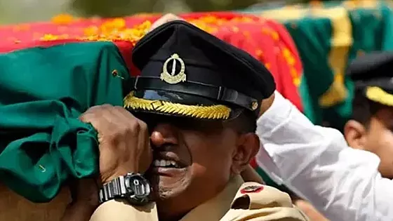 বিডিআর হত্যাকাণ্ডের তথ্য চেয়ে গণবিজ্ঞপ্তি