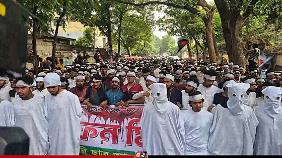 সারাদেশে পলিটেকনিক শিক্ষার্থীদের কাফন মিছিল