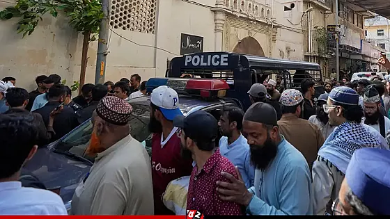 পাকিস্তানে আহমদিয়া সম্প্রদায়ের এক সদস্যকে পিটিয়ে হত্যা