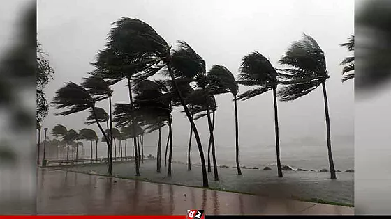 আকাশে মেঘের লুকোচুরি, ঝোড়ো হাওয়ার আগমন ১১ জেলায়