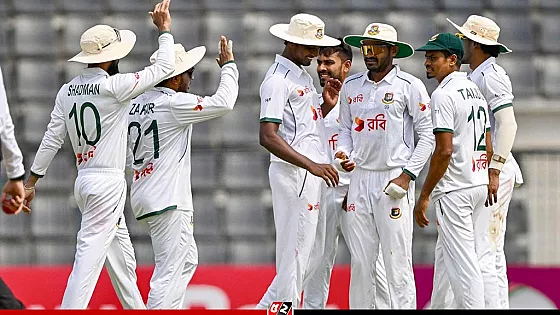 শেষ বেলায় জিম্বাবুয়ে অলআউট ২৭৩ রানে, লিড ৮২