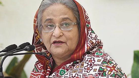বাতিল হতে পারে শেখ হাসিনার ডক্টরেট ডিগ্রি