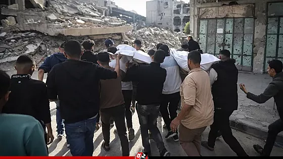 গাজায় ইসরাইলি হামলায় একদিনে আরও ৫৩ জনের মৃত্যু