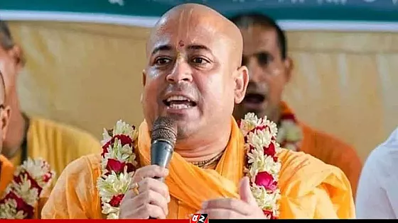 চিন্ময় দাসের জামিন স্থগিতের আদেশ প্রত্যাহার, রোববার শুনানি