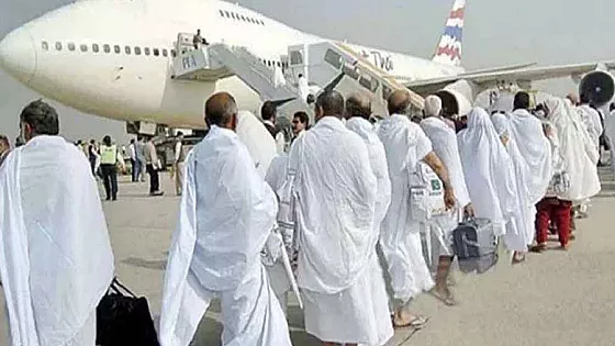 শুক্রবার ৪ হাজারে বেশি বাংলাদেশি হজে যাচ্ছেন