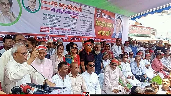 শেখ হাসিনা লাদেনের মতো পালিয়ে থেকে ভিডিও বার্তা দেন : রিজভী