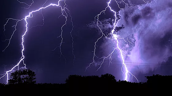 বজ্রপাতে দুই কৃষকের মৃত্যু