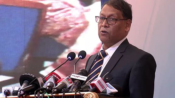 অস্ত্র নয়, জনগণের আস্থাই পুলিশের প্রকৃত শক্তি: আইজিপি 