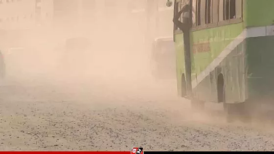 দূষিত বাতাসের শহরের তালিকায় ঢাকা আজ চতুর্থ 