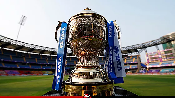আইপিএলের বাকি অংশ আয়োজন করতে চায় ইংল্যান্ড