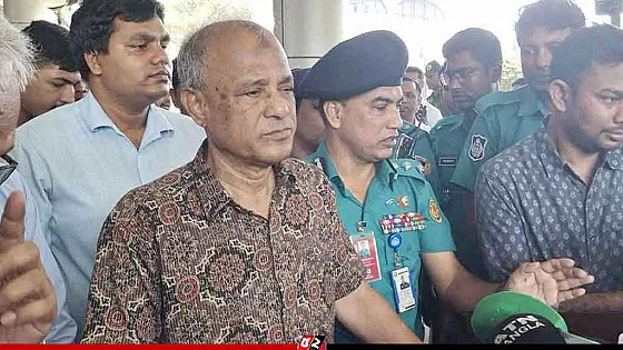 আবদুল হামিদের দেশত্যাগ নিয়ে যা বললেন স্বরাষ্ট্র উপদেষ্টা 