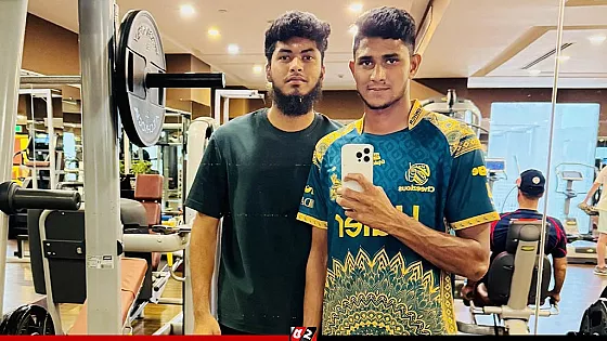 পাকিস্তান থেকে দেশে ফিরলেন রিশাদ-নাহিদ