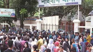 সাম্য হত্যার বিচারের দাবিতে শাহবাগ থানা ঘেরাও