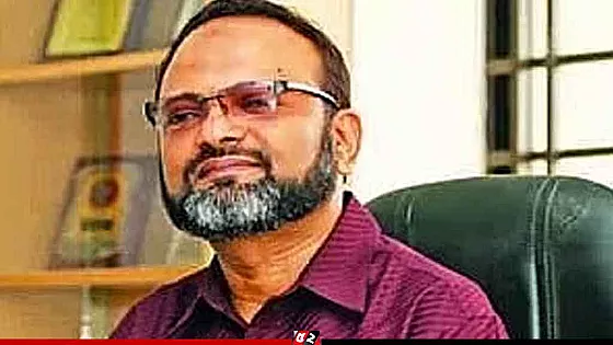 ঢাবি উপাচার্যের দাপ্তরিক মোবাইল নম্বর হ্যাক, চাওয়া হচ্ছে অর্থ