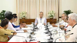 যমুনায় প্রধান উপদেষ্টার সাথে বৈঠকে বিভিন্ন দলের নেতারা