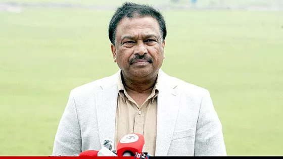 ফারুক আহমেদে অনাস্থা, ক্রীড়া মন্ত্রণালয়ে ৮ পরিচালকের চিঠি