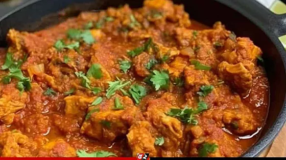 গরম-গরম নান বা পোলাওয়ের সঙ্গী চিকেন টিক্কা ভুনা