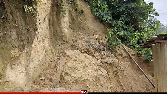 টানা বৃষ্টিতে পাহাড় ধসের শঙ্কা, নিরাপদ আশ্রয়ে যাওয়ার নির্দেশ