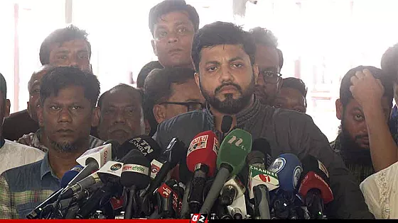 দেশকে গণতান্ত্রিক ধারা থেকে সরিয়ে নেয়ার চেষ্টা চলছে: ইশরাক 