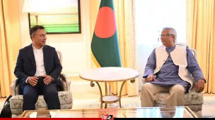 প্রধান উপদেষ্টার সঙ্গে বৈঠকে বসেছেন তারেক রহমান