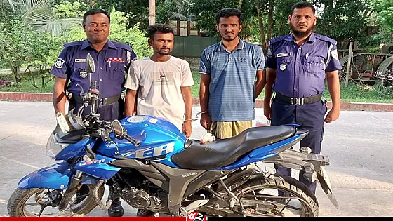 বন্ধুকে মাদক দিয়ে ফাঁসাতে গিয়ে আটক দুই
