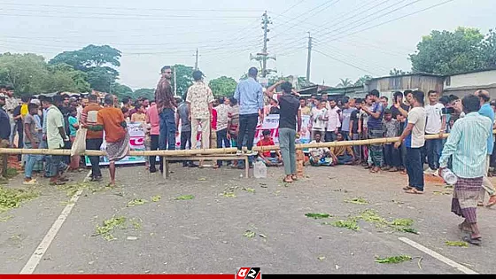 দ্বিতীয় দিনেও মহাসড়ক অবরোধ, ২১ জেলার সঙ্গে রাজধানীর যোগাযোগ বন্ধ