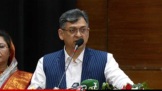 ডাকসু নির্বাচনের ফলাফল নিয়ে সালাহউদ্দিন আহমেদের প্রতিক্রিয়া