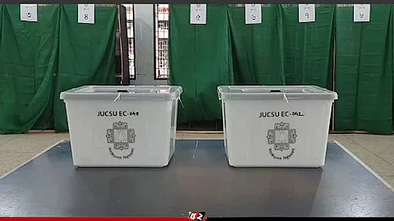 জাকসুর ভোট গণনা হবে হাতে