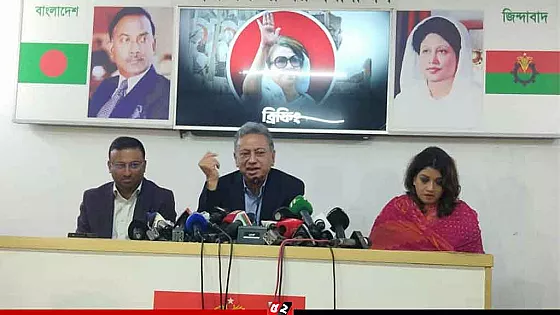 কূটনীতিকরা কারও বাসায় বৈঠক করলে রাজনীতি কিছু আসে যায় না : আমির খসরু