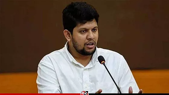 সামনে আরও সংকট আসছে : মাহফুজ আলম