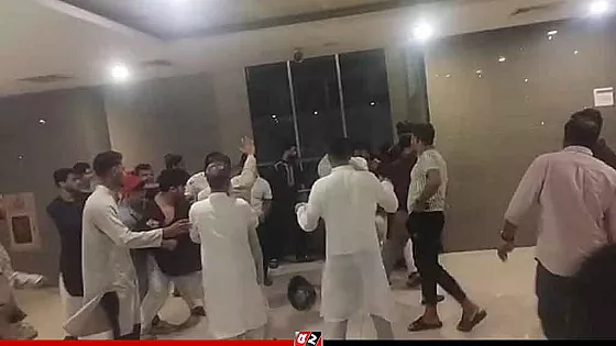 এনসিপির সমন্বয় সভায় দুই গ্রুপের হাতাহাতি