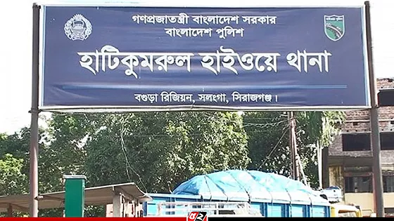 ট্রাকচাপায় ভ্যানচালকের মৃত্যু