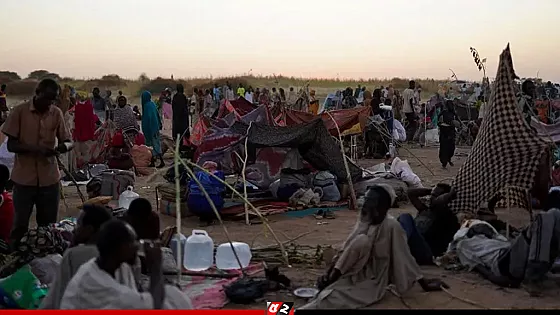 রাস্তায় ছড়িয়ে শত শত মরদেহ, দাফনের কেউ নেই