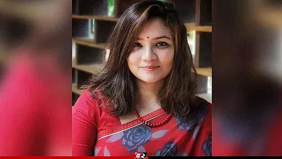অবশেষে মামলা করেছেন ঢাবি শিক্ষিকা মোনামি