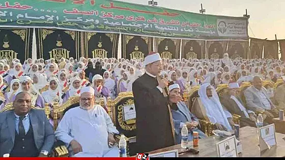 সহস্রাধিক কোরআনের হাফেজকে সংবর্ধনা দিল মিশর