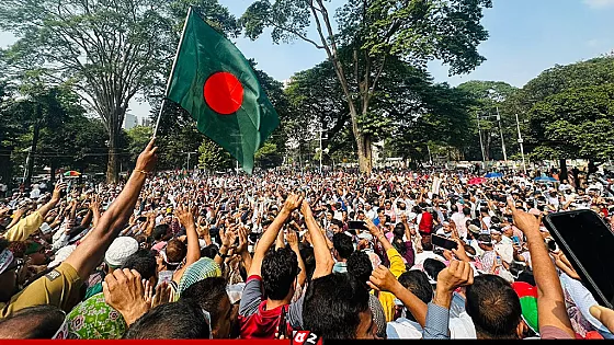 কর্মবিরতিতে প্রাথমিকের শিক্ষকরা, দুই উপদেষ্টার পদত্যাগ দাবি