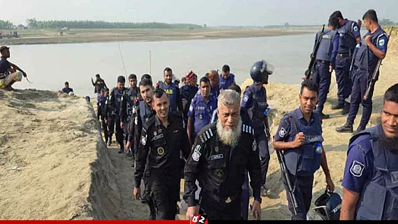 ‘অপারেশন ফার্স্ট লাইট’ ১১ সন্ত্রাসী বাহিনীর ৬৭ সদস্য গ্রেপ্তার