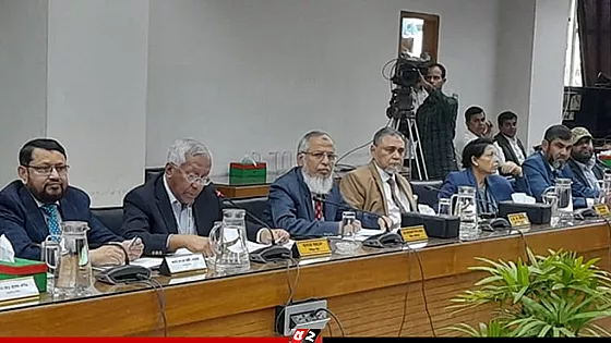 পোস্টাল ভোটিং জটিল হলেও বাংলাদেশ চ্যালেঞ্জটি নিচ্ছে: সিইসি