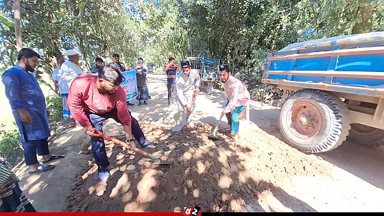 কিশোরগঞ্জে জামায়াতের উদ্যোগে রাস্তা মেরামত