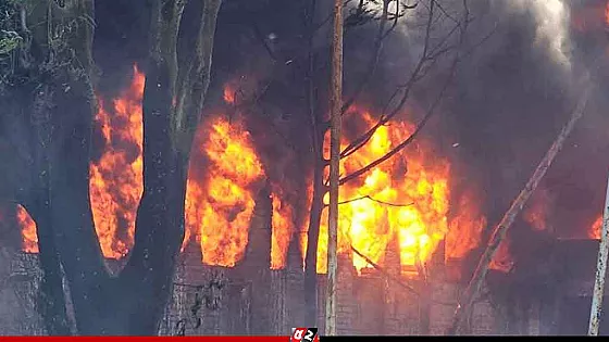 গাজীপুরে কয়েল কারখানায় ভয়াবহ আগুন