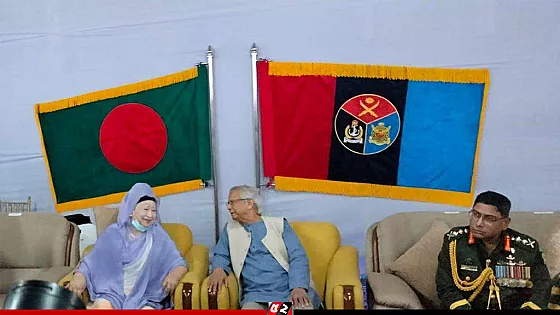 সেনানিবাসে প্রধান উপদেষ্টার সঙ্গে খালেদা জিয়ার একান্ত আলাপ