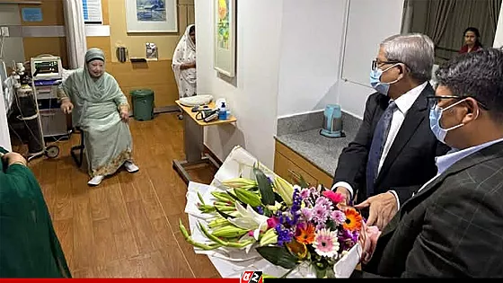 খালেদা জিয়া হাসপাতালে ভর্তি 