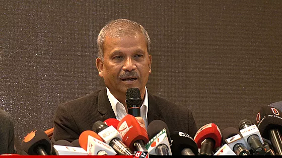 বুধবারের মধ্যে গণভোটের গেজেট প্রকাশ, ব্যালট হবে আলাদা রঙের: আইন উপদেষ্টা