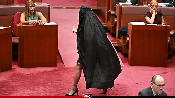 পার্লামেন্টে বোরকা পরে ব্যঙ্গ, বরখাস্ত অস্ট্রেলিয়ান সিনেট
