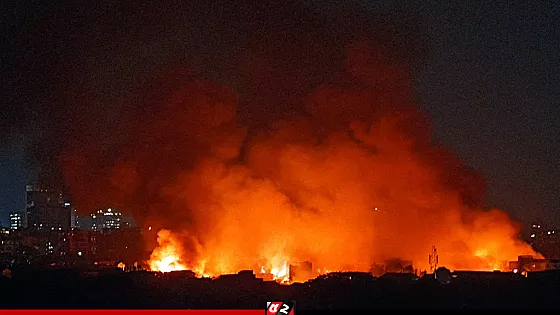 ৫ ঘণ্টায়ও নিয়ন্ত্রণে আসেনি কড়াইলের আগুন