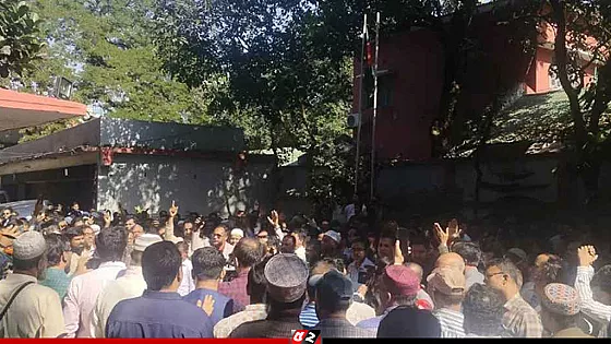 সোমবার থেকে শিক্ষকদের কমপ্লিট শাটডাউনের ঘোষণা